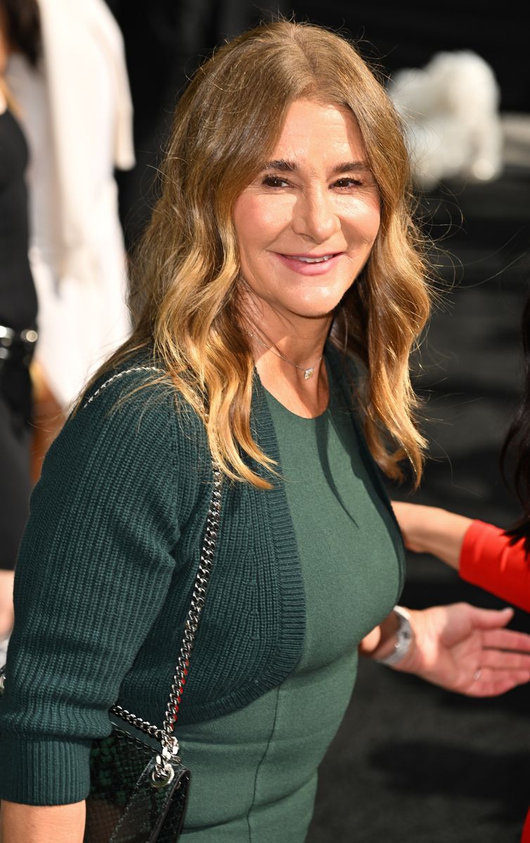  Melinda Gates arrives to Michael Kors fashion show at Domino Park on September 11, 2023 in New York City. (Photo by James Devaney/GC Images)