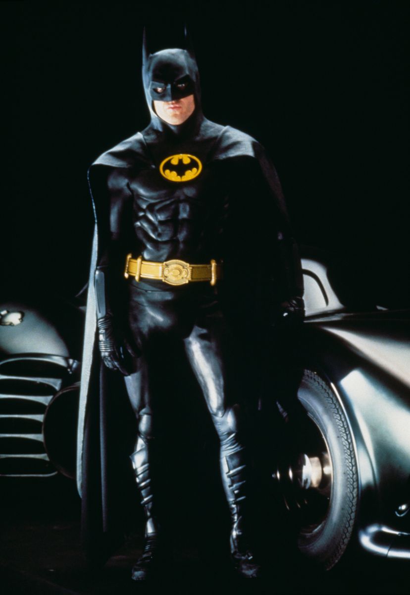 Fans are calling for Michael Keaton to play an older Bruce Wayne after James Gunn’s Batman Beyond comments sparked excitement online.