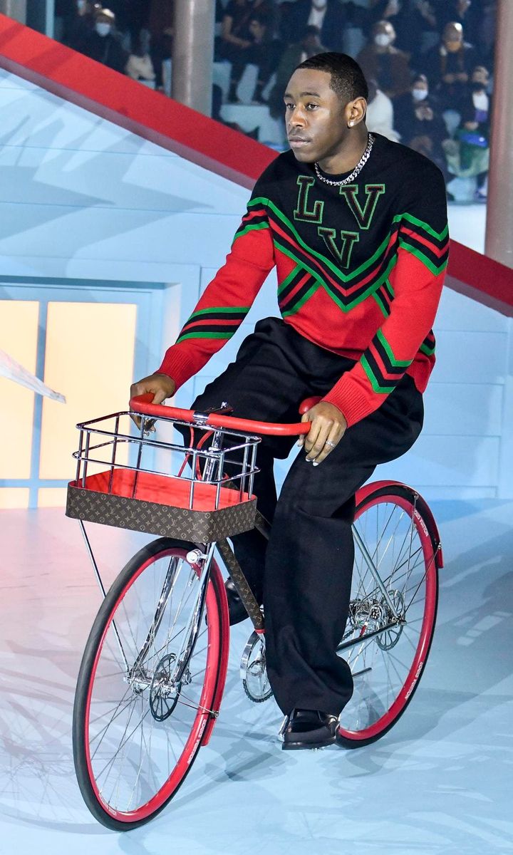 Vuitton - Runway - Fall/Winter 2022-2023 Paris Men Fashion Week