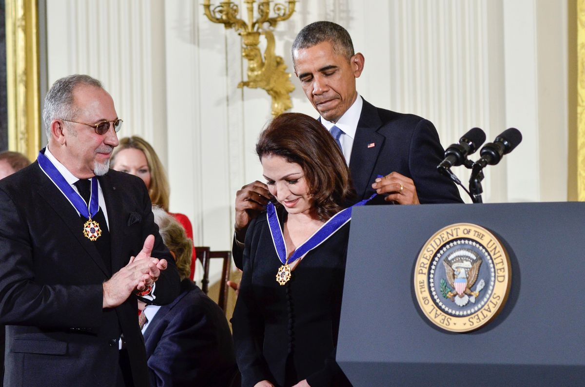 President Barack Obama presents Emilio Estefan and Gloria Estefan with Presidential Medals of Freedom 