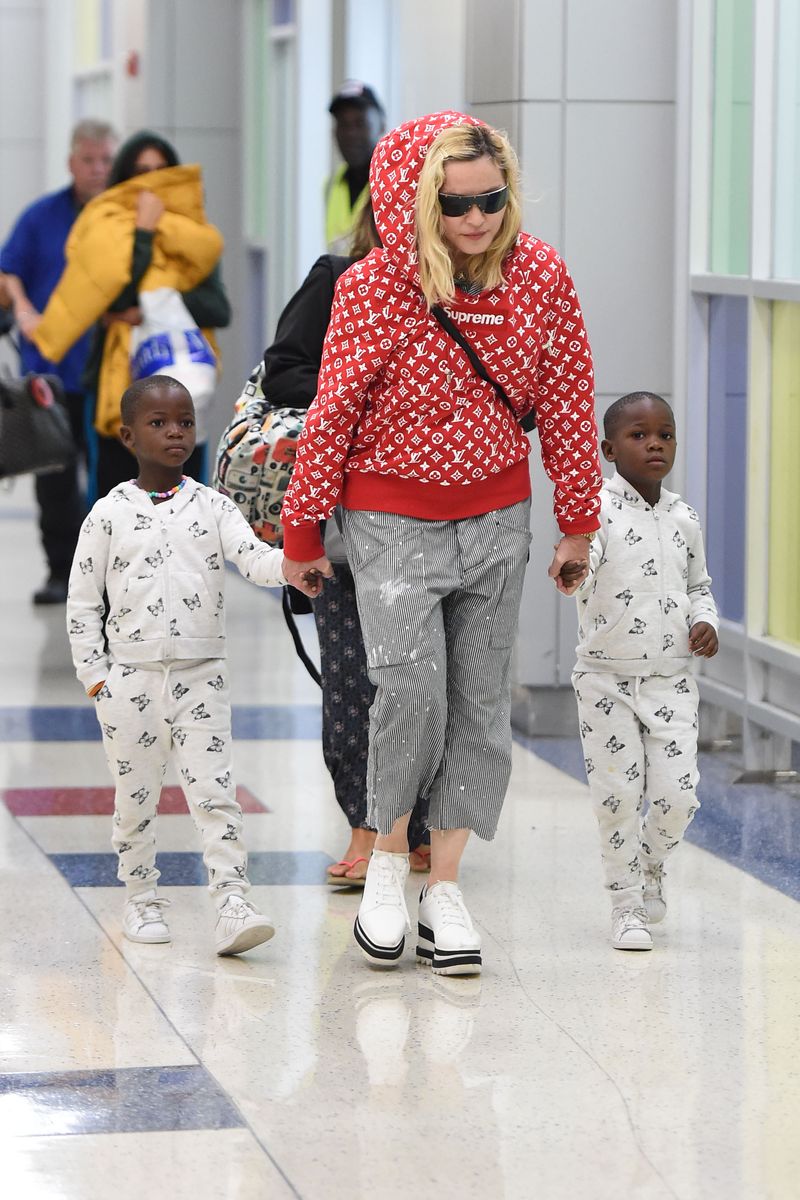 Madonna adopted her twin daughters in 2017