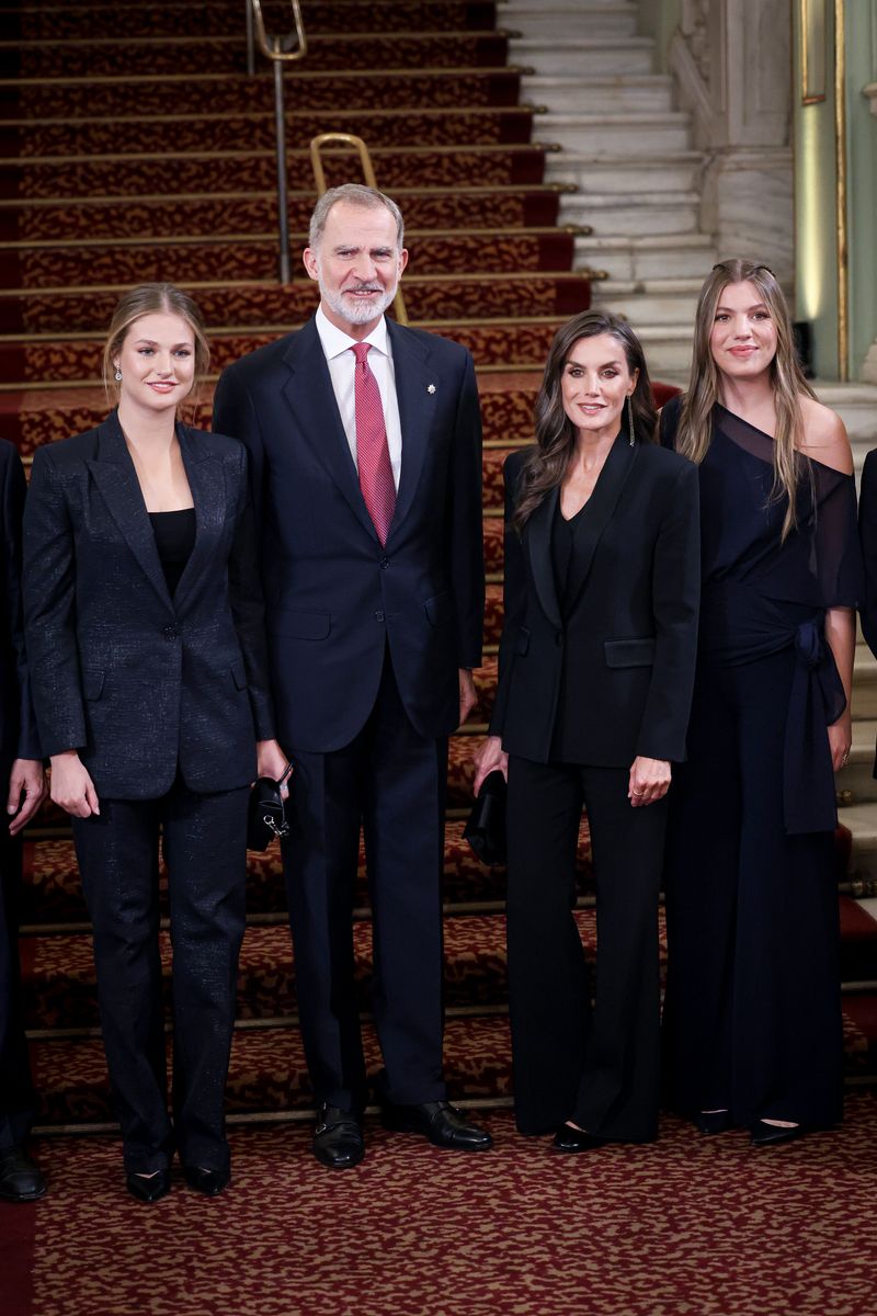 BARCELONA, SPAIN - JULY 23: (L-R) Crown Princess Leonor of Spain, King Felipe VI of Spain, Queen Letizia of Spain and Princess Sofia of Spain attend the "Princesa De Girona" Foundation Awards at Gran Teatre Del Liceu on July 23, 2025 in Barcelona, Spain. (Photo by Paolo Blocco/WireImage)