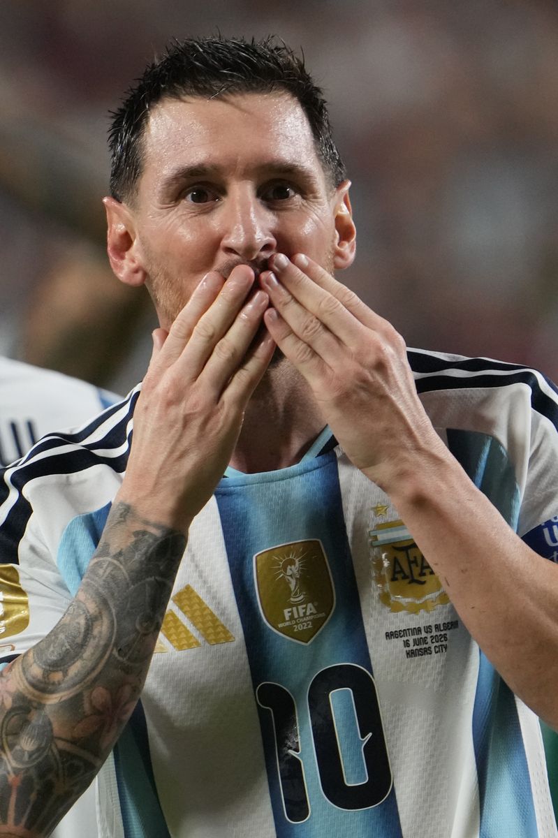 Lionel Messi of Argentina celebrates the third goal during the FIFA World Cup 2026 Group J match