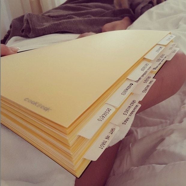 Photo: Instagram/@chrissyteigen