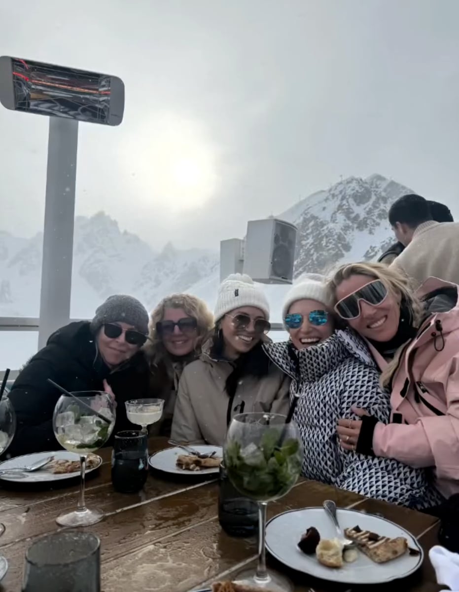 Friends joined the fun this year as well, making it a lively group retreat full of laughter, snowball fights, and adrenaline-fueled runs.