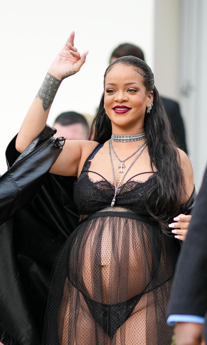 Celebrity Sightings : Day Two - Paris Fashion Week - Womenswear F/W 2022-2023