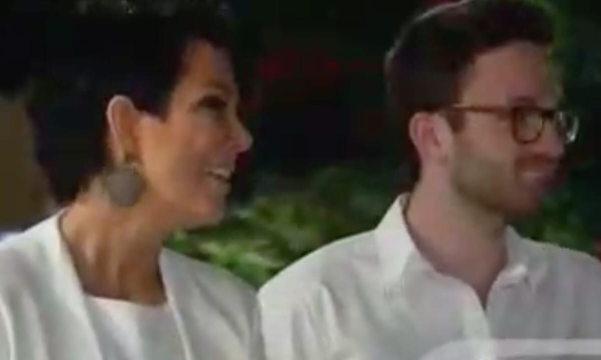 Season 5 - Episode 1 - Kim's house (mansion) party