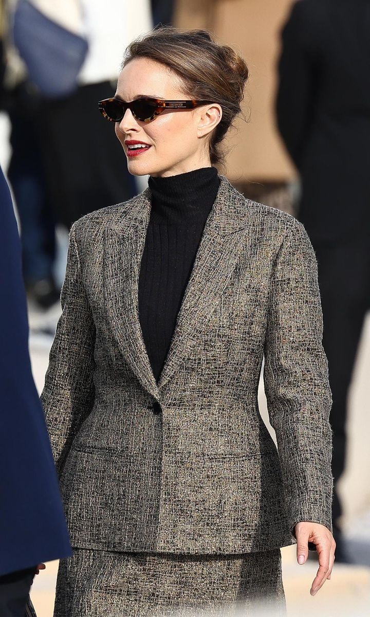 Christian Dior : Outside   Paris Fashion Week   Womenswear Fall/Winter 2024 2025