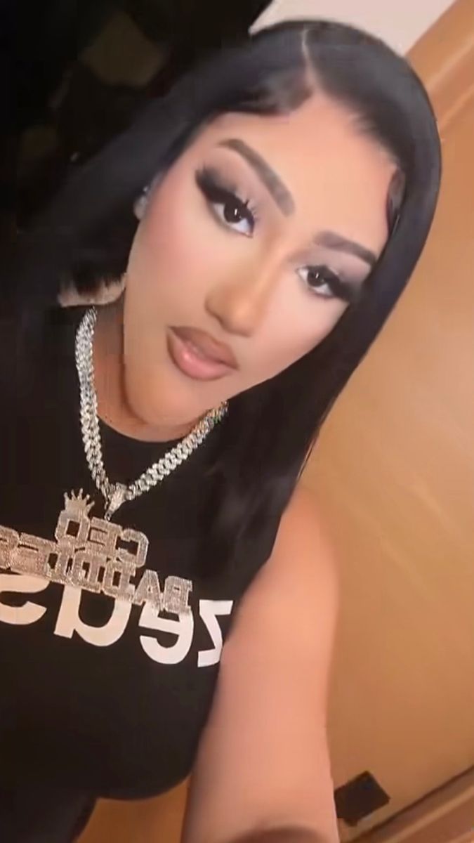 Her full Natalie Nunn Halloween transformation.