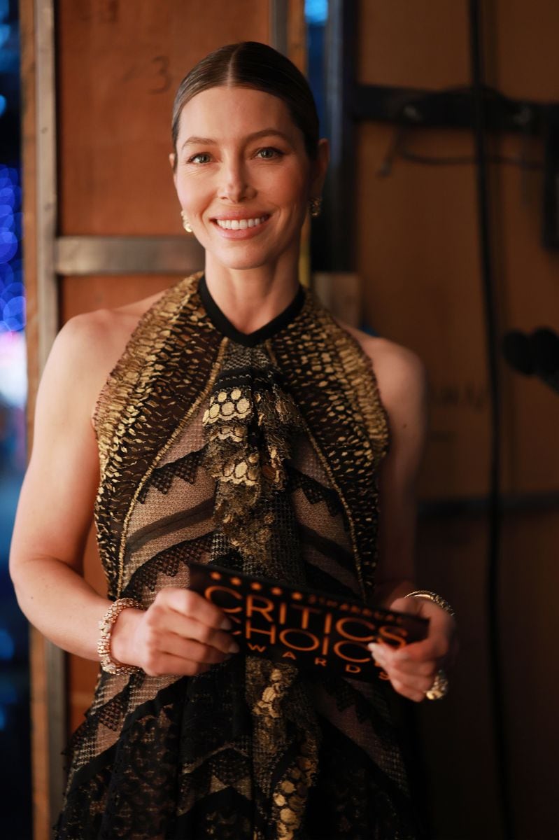 Jessica Biel poses during the 31st Annual Critics Choice Awards at Barker Hangar on January 04, 2026