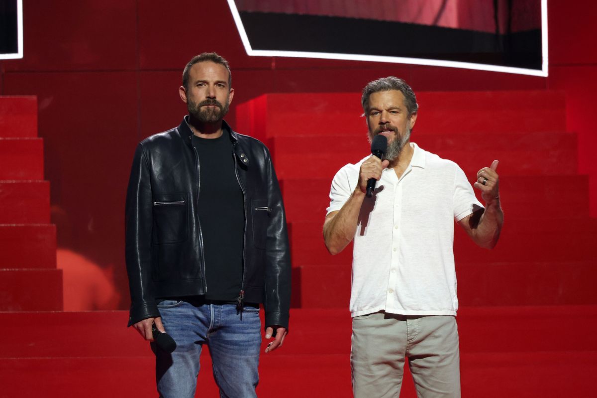 Ben Affleck and Matt Damon speak onstage during NETFLIX TUDUM 2025: THE LIVE EVENT 