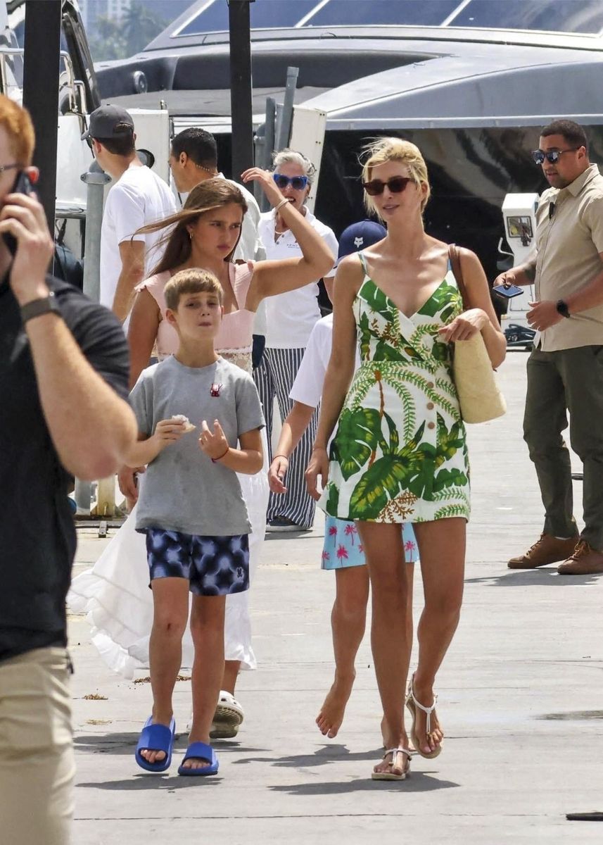 Ivanka Trump spent the weekend enjoying herself with her kids