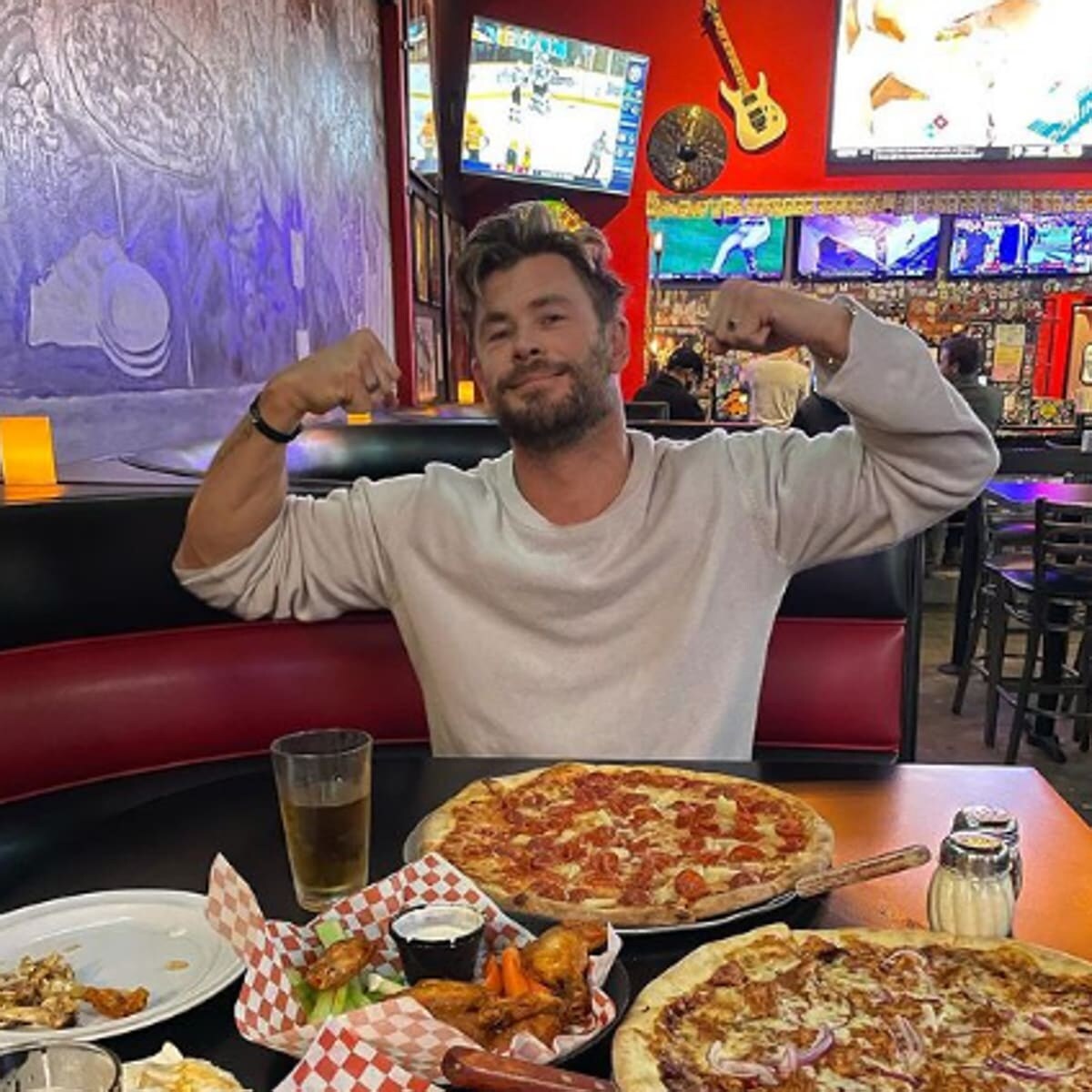 Chris Hemsworth cheat meal