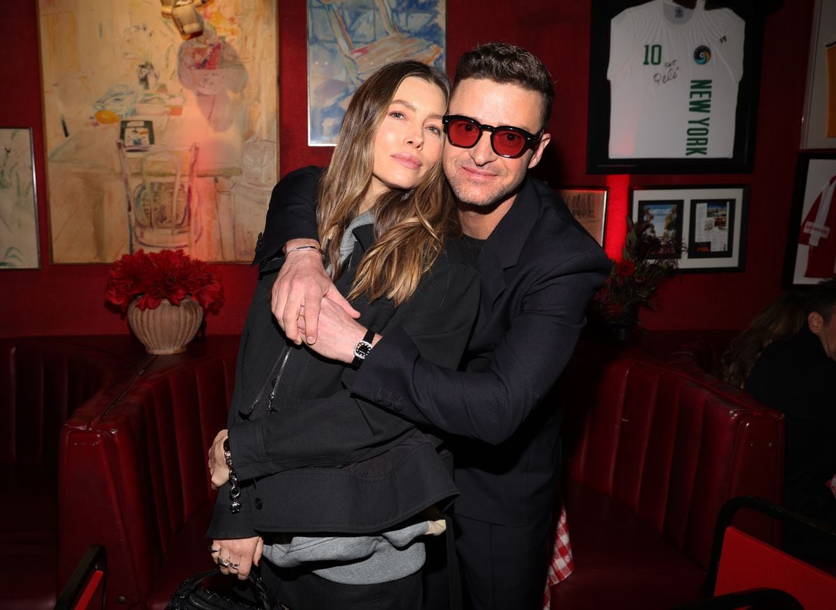 Jessica Biel wraps up Justin Timberlake's tour with adorable family celebration; 'Mommy out'