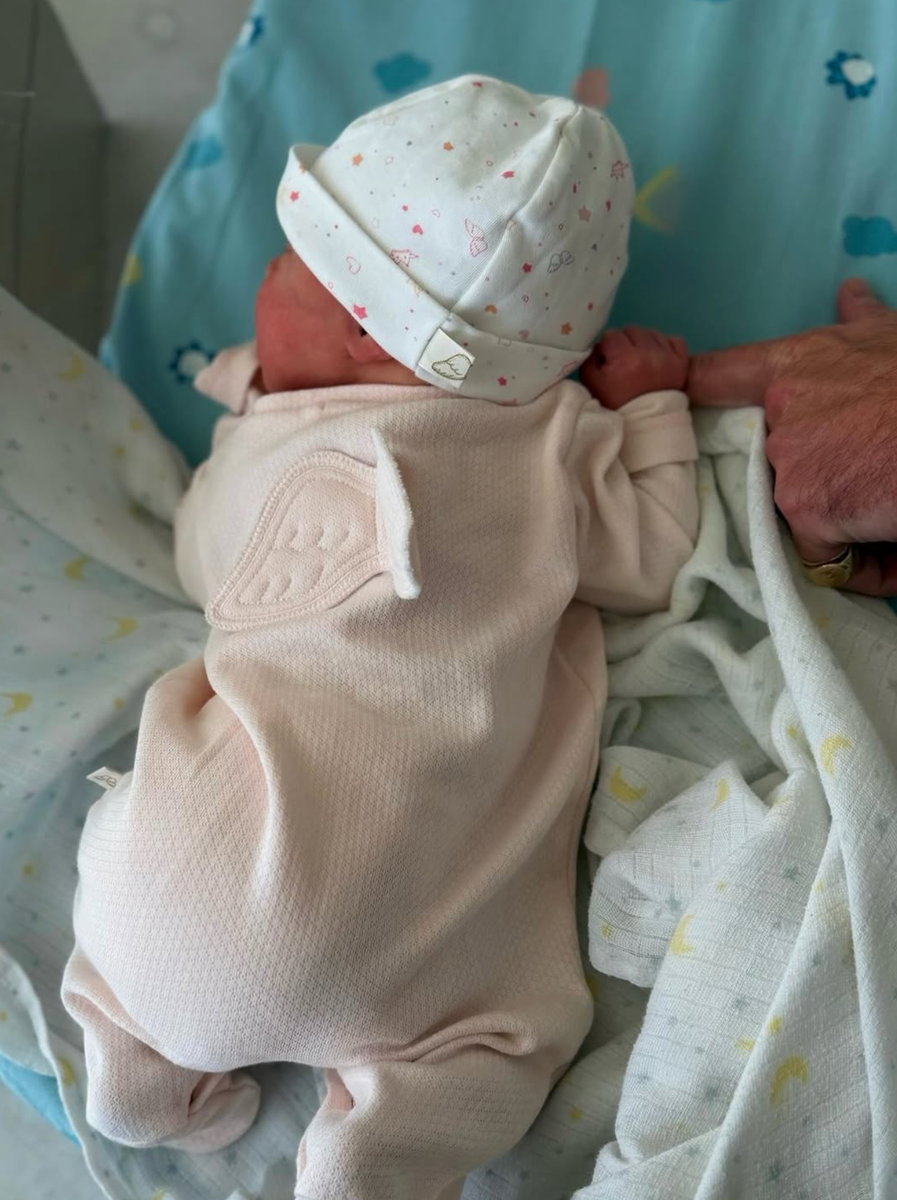 Princess Eugenie and Jack Brooksbank introduced their newborn daughter with this sweet first photo following her birth in Lisbon, Portugal.