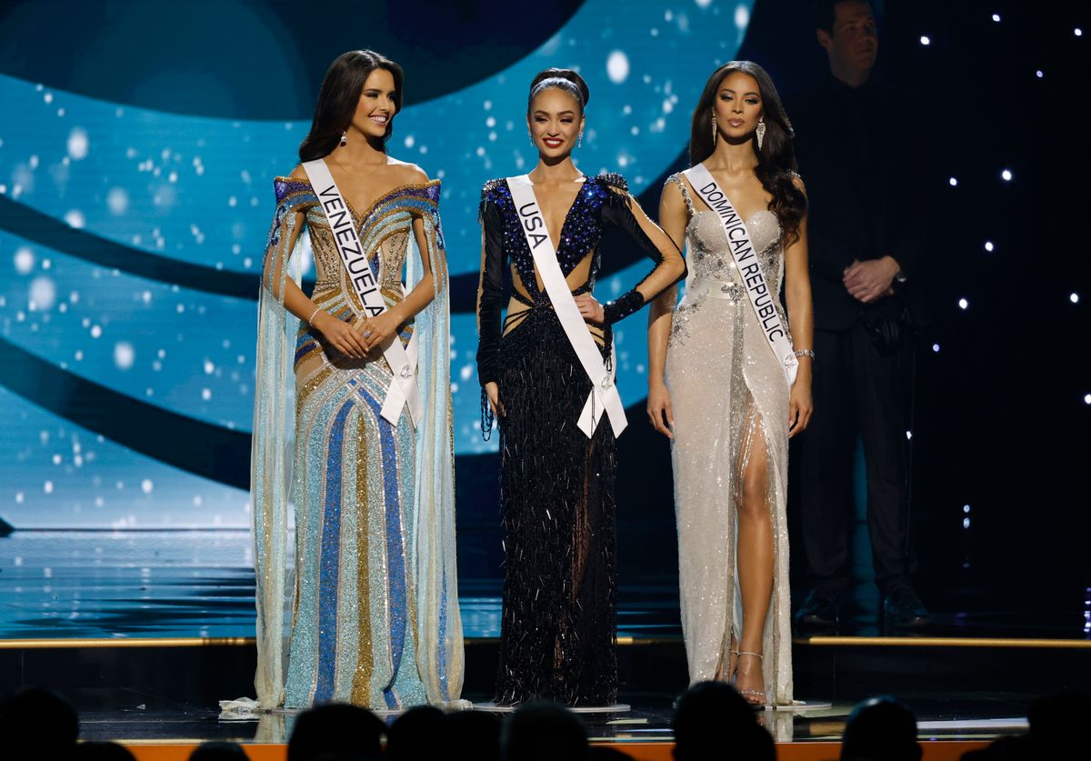 Miss Venezuela Amanda Dudamel, Miss USA R'Bonney Gabriel, and Miss Dominican Republic Andreina Martinez speak during the 71st Miss Universe Competition