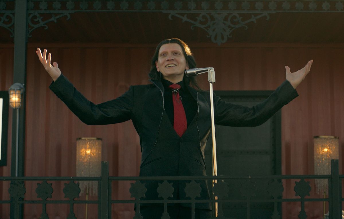This season's villain is Calypso, played by Anthony Carrigan
