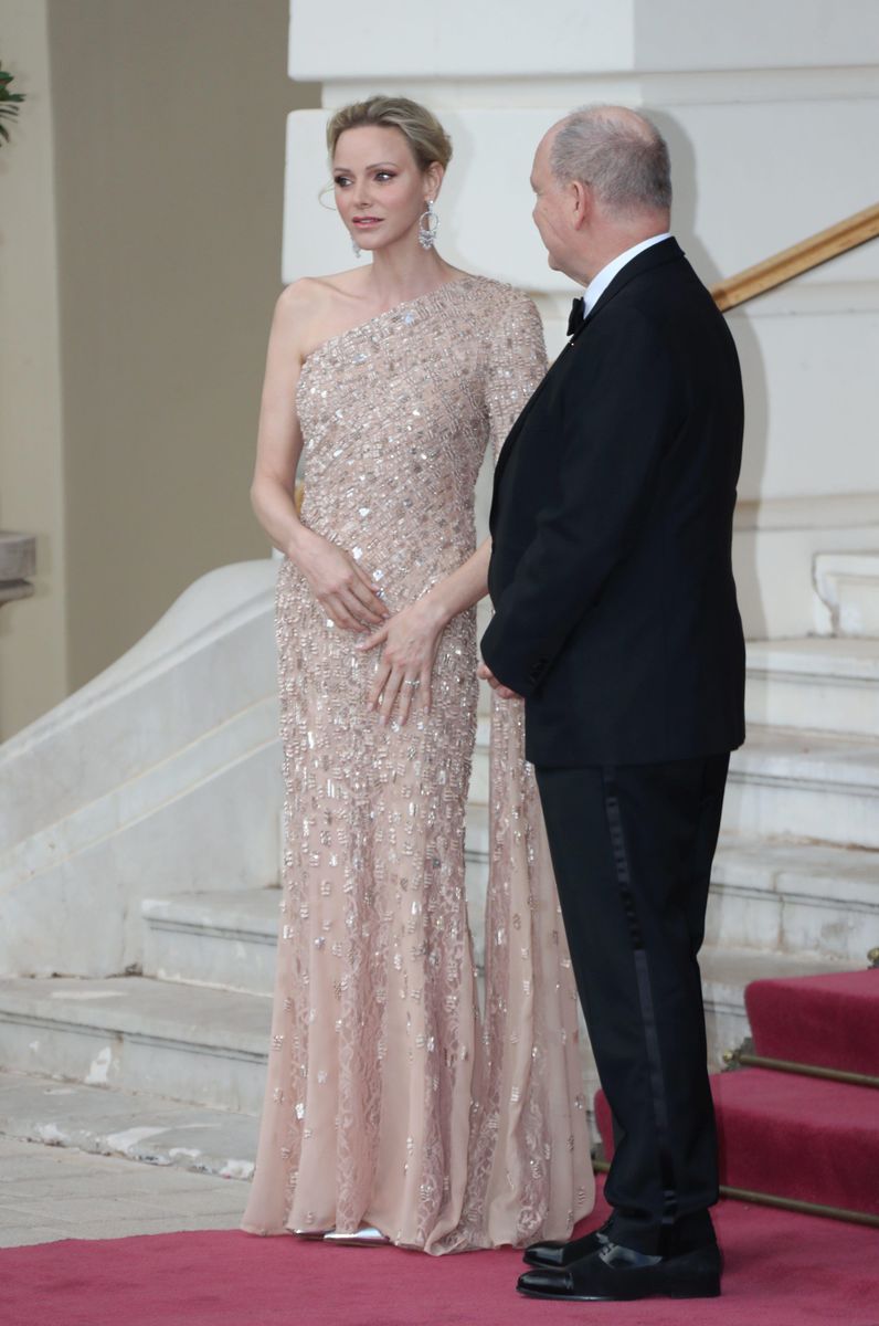 Princess Charlene’s champagne gown has a dramatic detail that makes it unforgettable