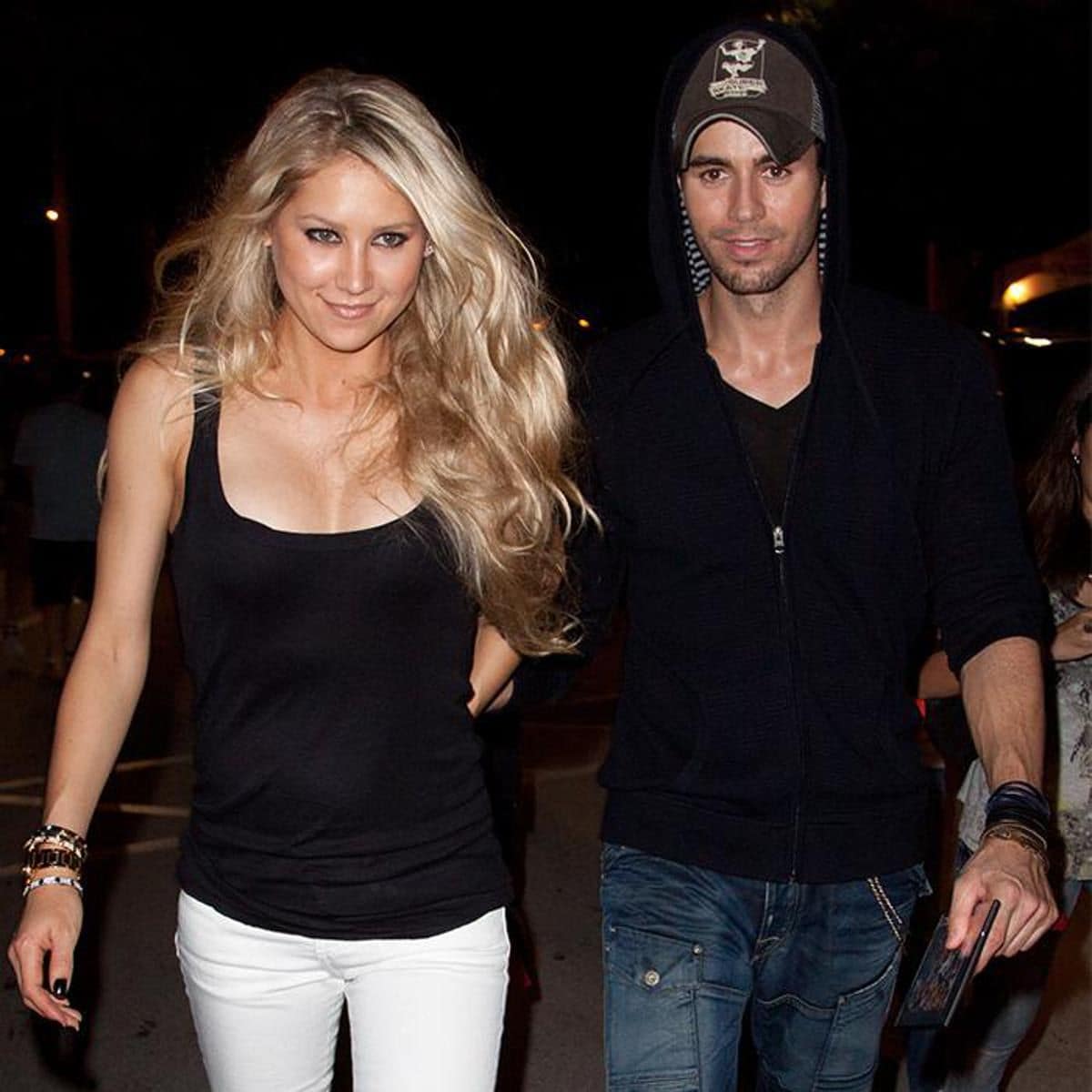 Enrique Iglesias and Anna Kournikova