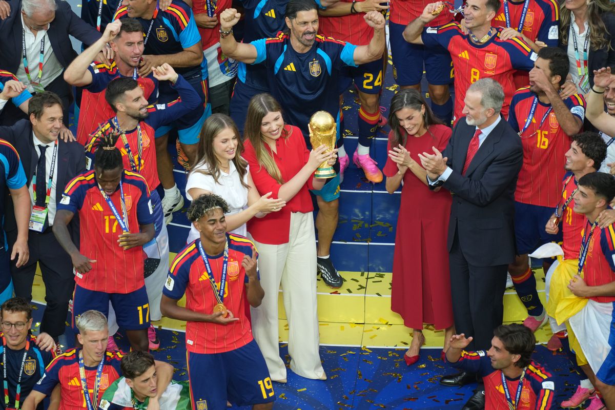 From soccer and the Olympics to Formula 1, Princess Leonor and Infanta Sofía have become enthusiastic supporters of Spanish sports, a passion they share with their father, King Felipe.