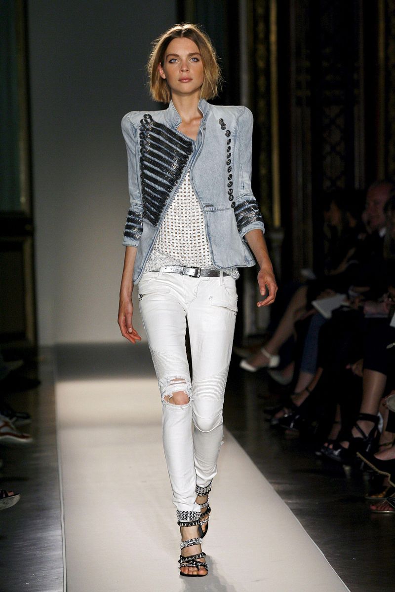 Balmain Turned the Napoleon Jacket Into a 2000s Status Piece