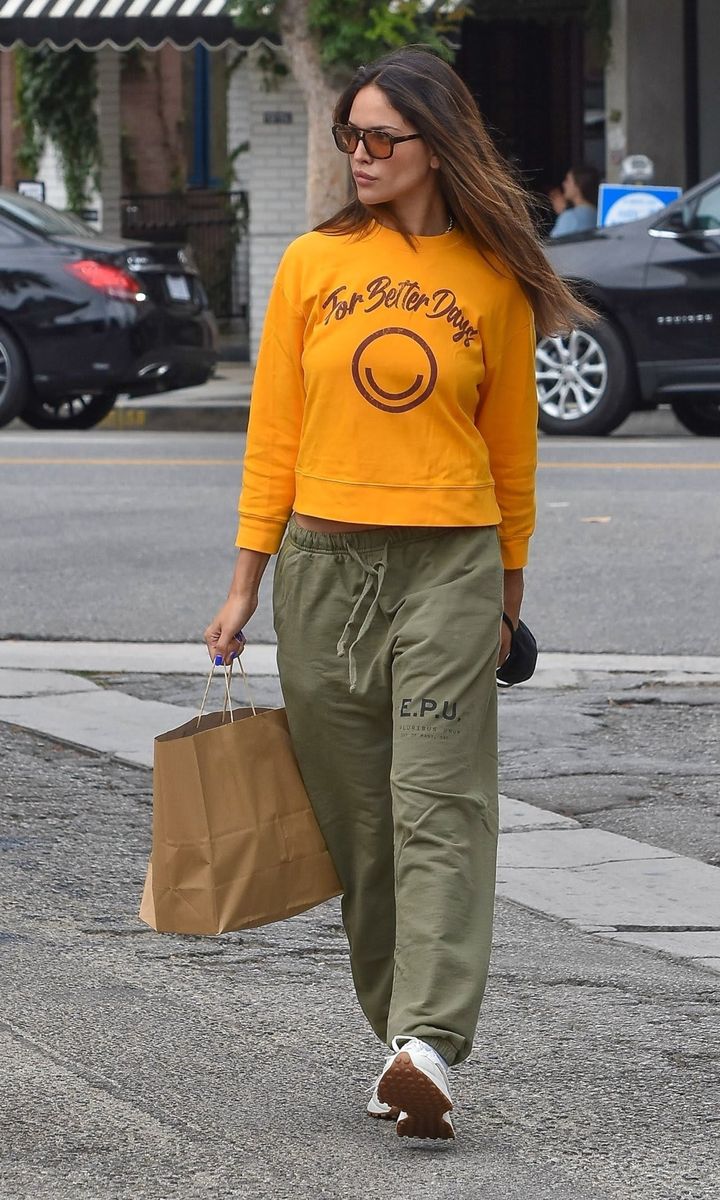 Eiza Gonzalez style