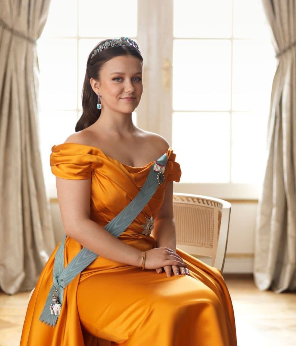 Isabella of Denmark, the second child of King Frederik and Queen Mary, appears in her first official photos 