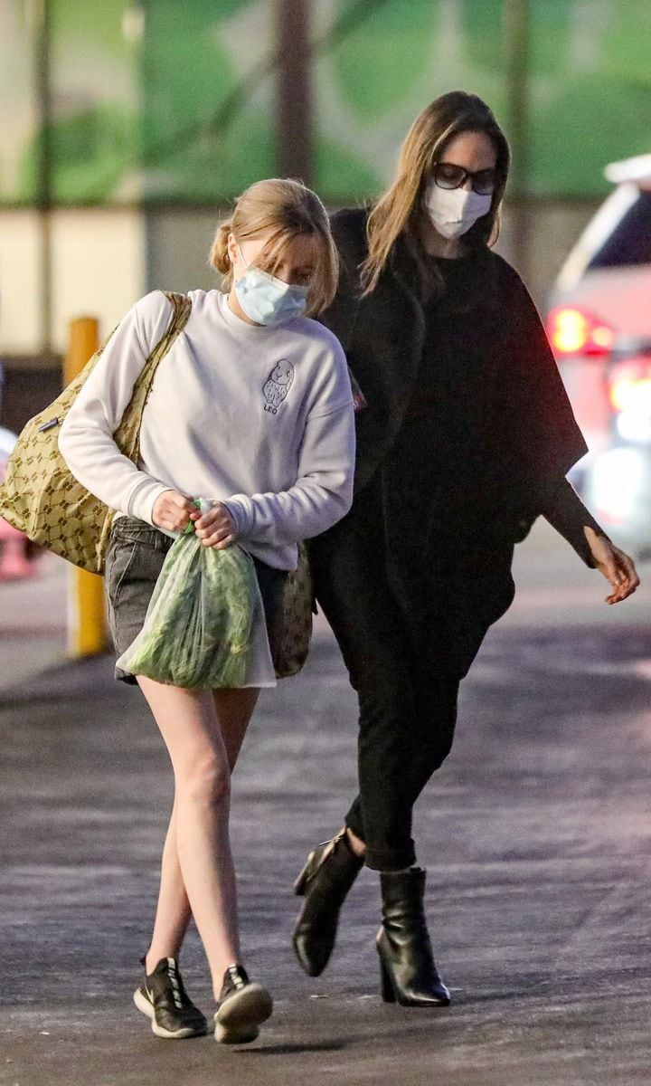 Angelina Jolie and daughter Vivienne go for a grocery run in Los Angeles