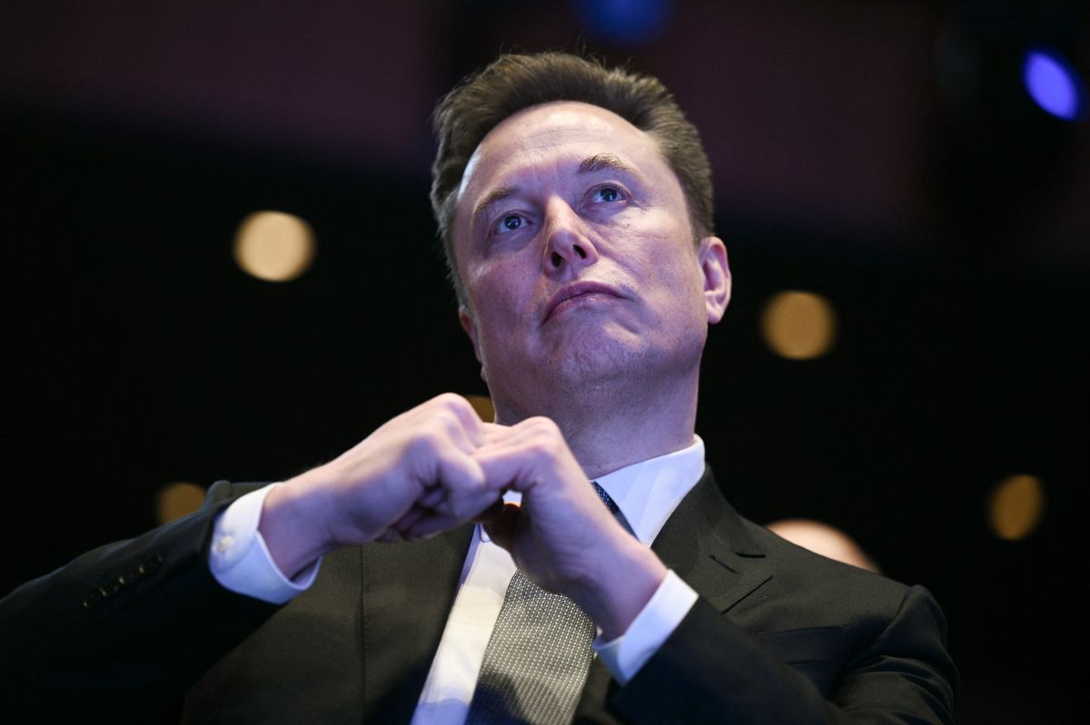 Elon Musk is presenting his new Tesla model