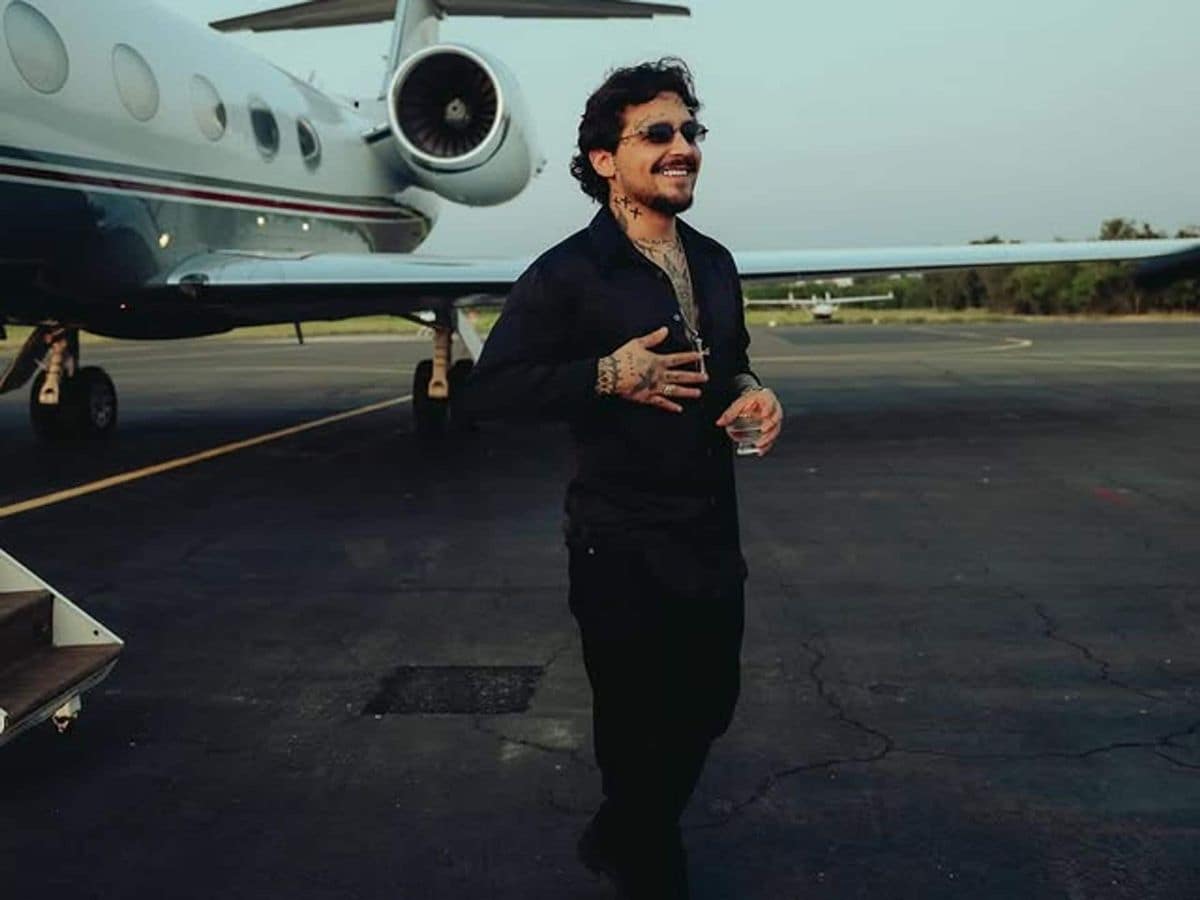 Christian Nodal embraces fitness and shows progress online