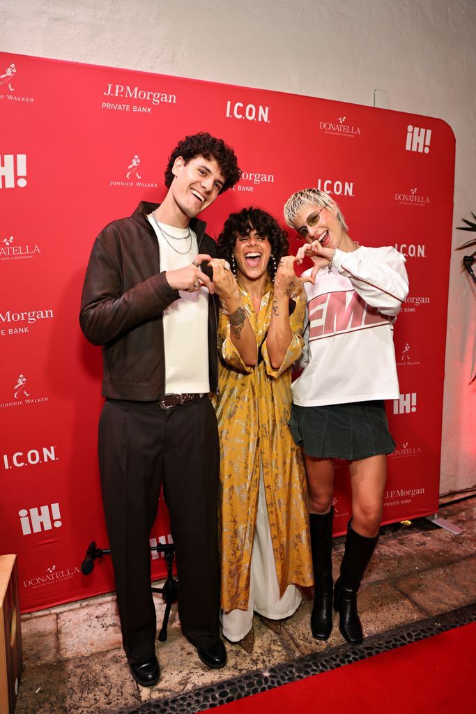 The artists Fabian, Alemor and Annasofia delighted us at CASA ¡HOLA! with the best of their songs