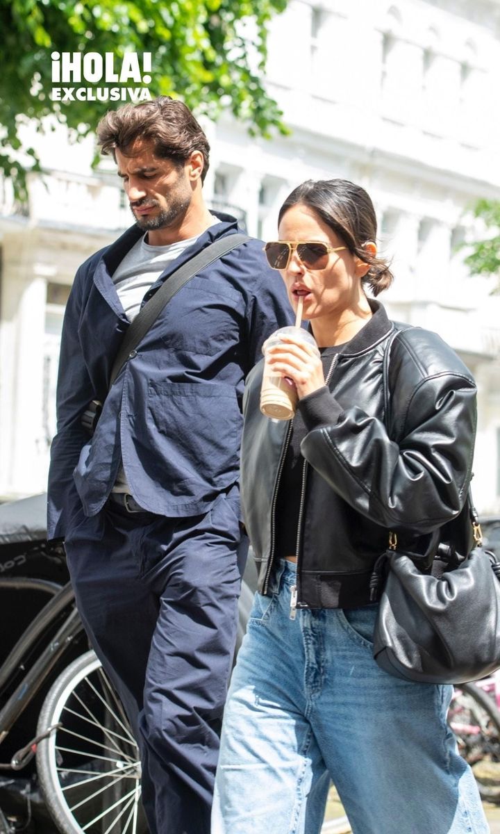 Eiza Gonzalez y Guy Binns