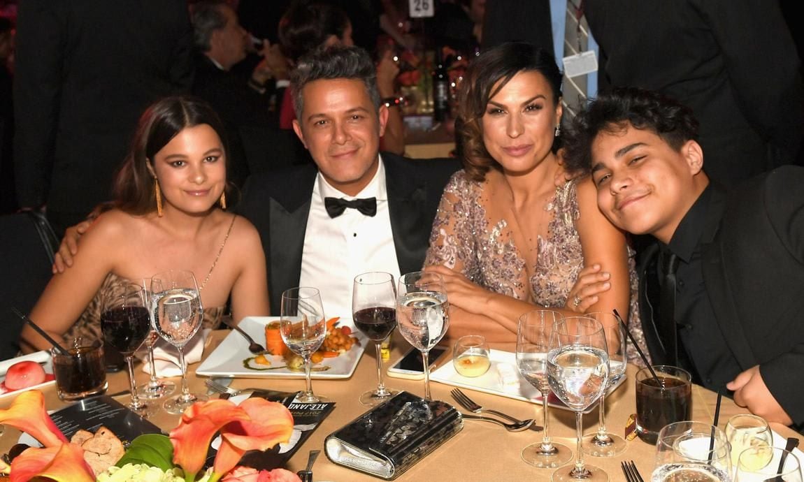 Alejandro Sanz and his daughter