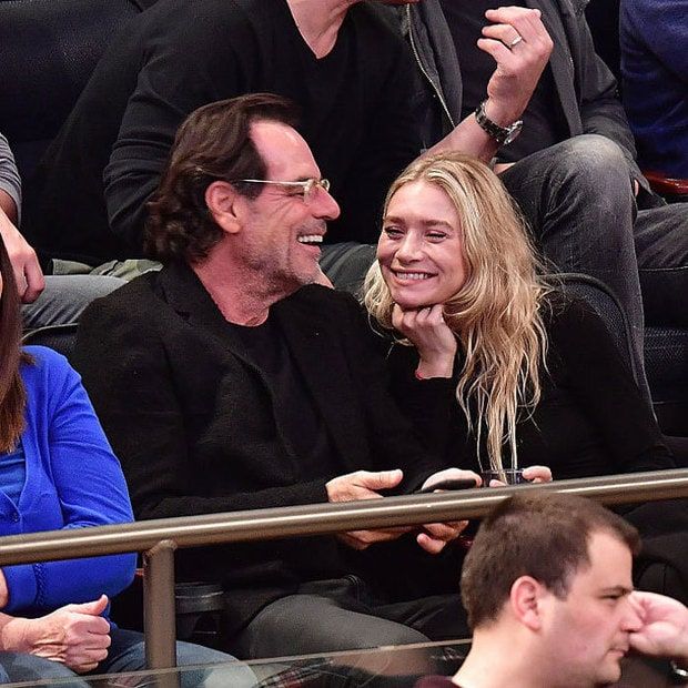 Ashley beamed while at the NBA game with her art collector boyfriend.
Photo: James Devaney/GC Images