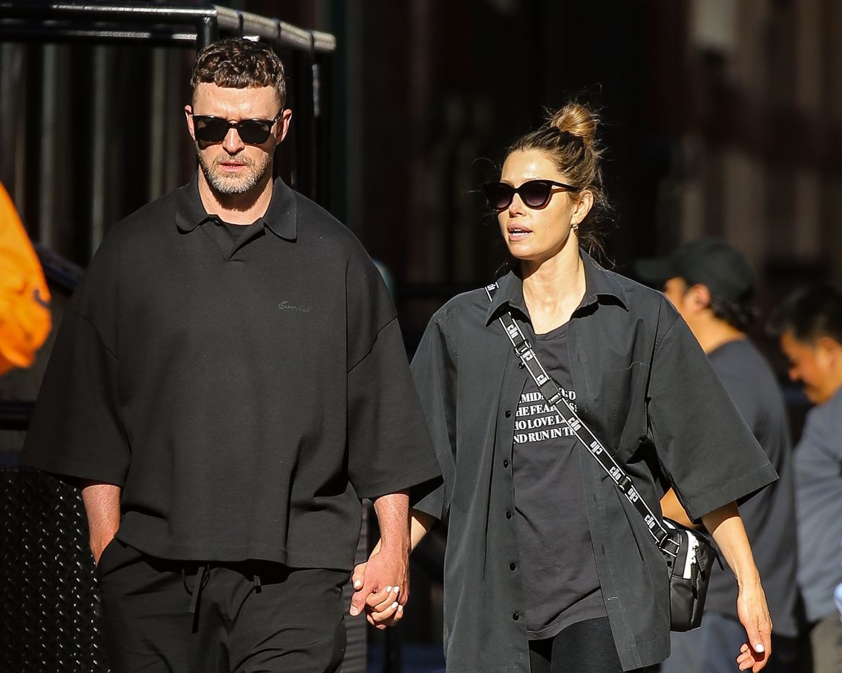 They stepped out holding hands