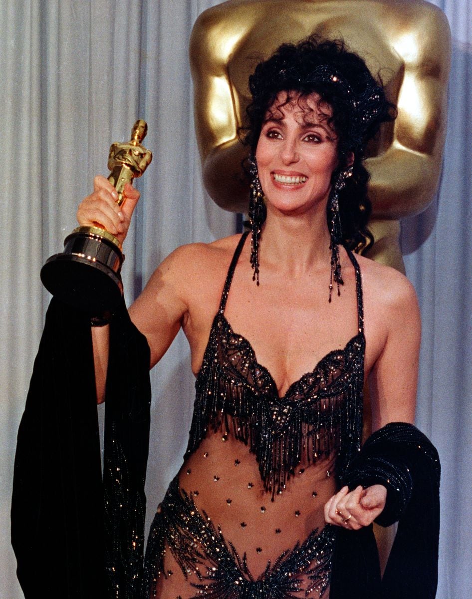 Academy Award winner Cher backstage with her Oscar award, April 11,1988 in Los Angeles, California.