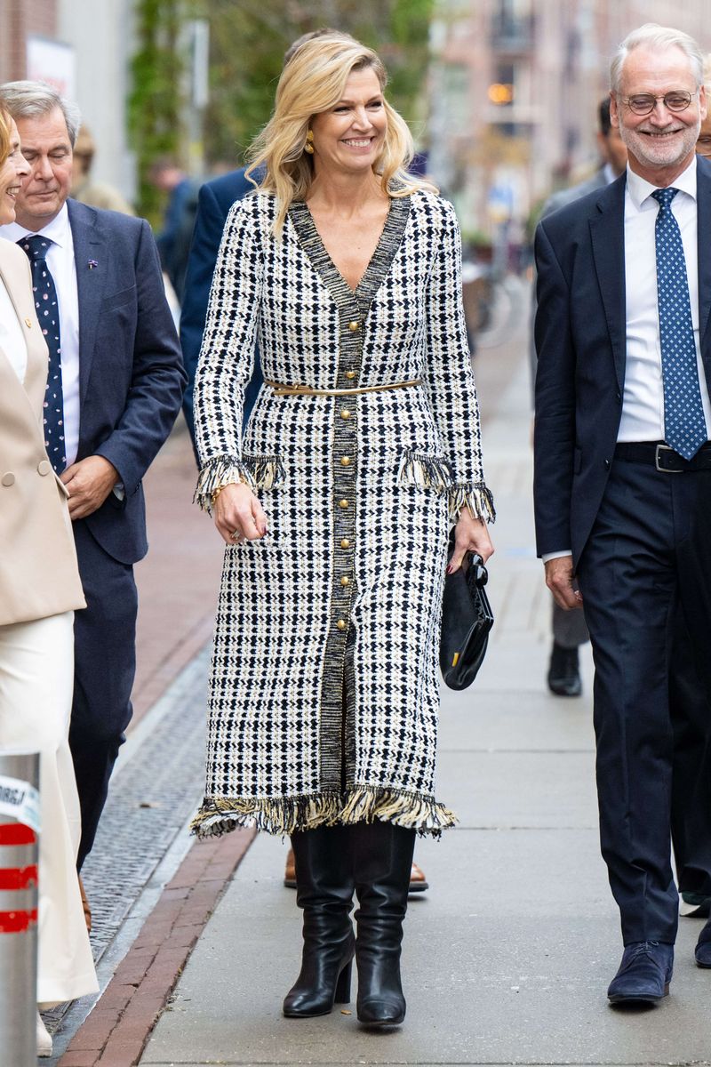 Queen Máxima visited an exhibition on pediatric oncology at the Princess Máxima Center in Amsterdam. 