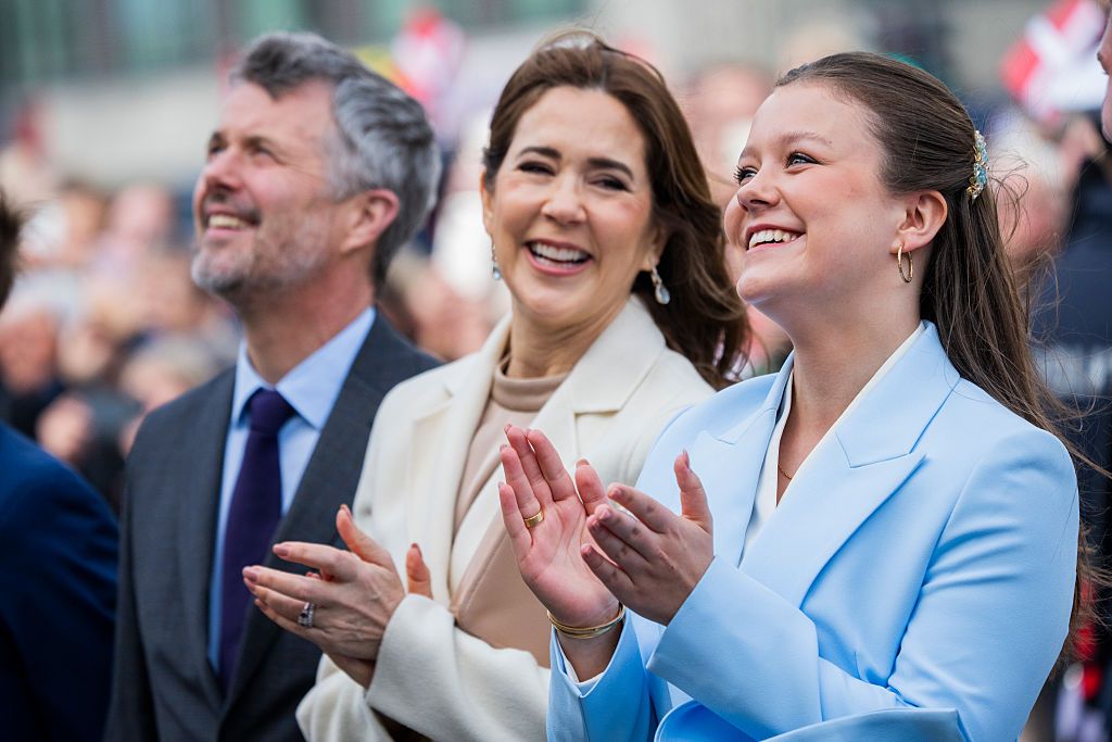 Princess Isabella of Denmark will complete her military service, with her costs covered by her parents