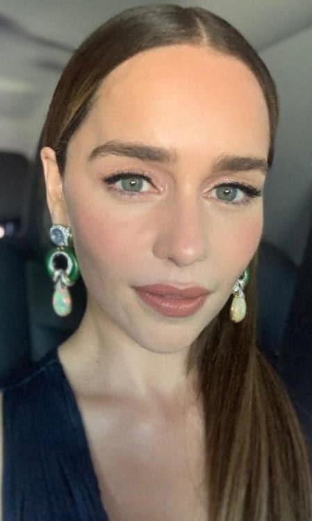 emilia clarke emmys style