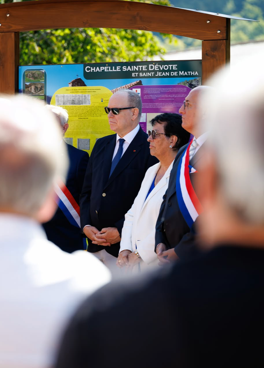 Prince Albert II traveled to Faucon-du-Caire, France, for the consecration of the restored Sainte-Dévote–Saint-Jean-de-Matha Chapel.