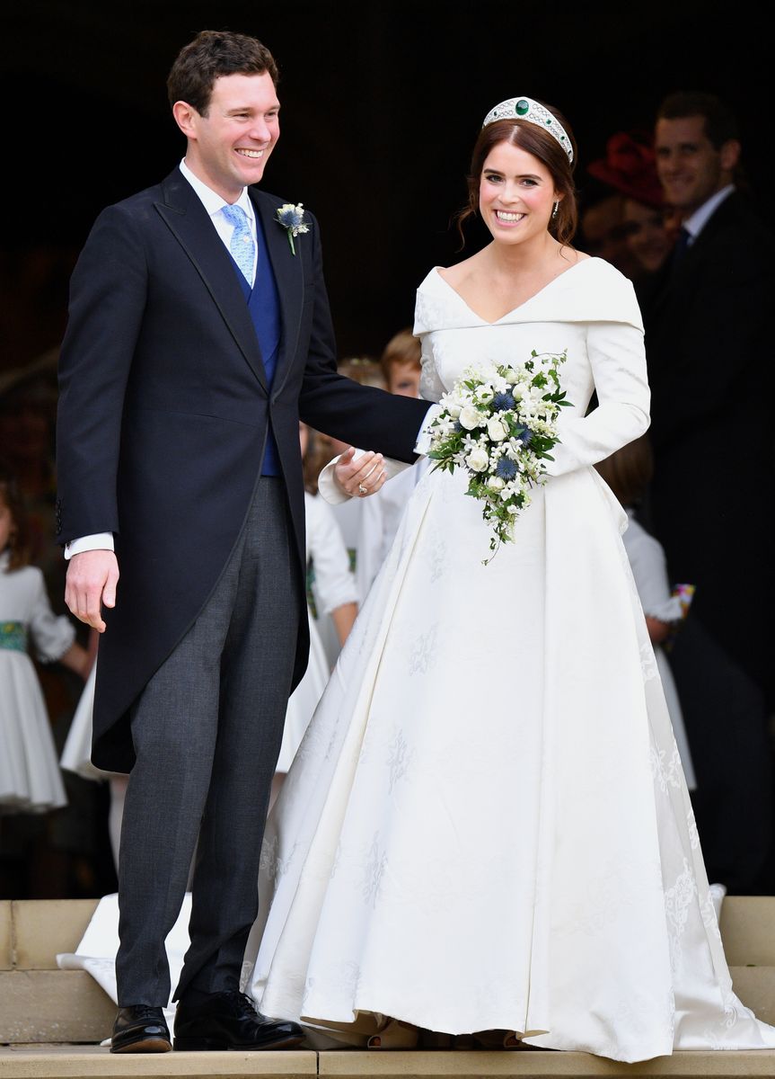 WINDSOR, UNITED KINGDOM - OCTOBER 12: (EMBARGOED FOR PUBLICATION IN UK NEWSPAPERS UNTIL 24 HOURS AFTER CREATE DATE AND TIME) Jack Brooksbank and Princess Eugenie leave St George's Chapel after their wedding ceremony on October 12, 2018 in Windsor, England. (Photo by Pool/Max Mumby/Getty Images)