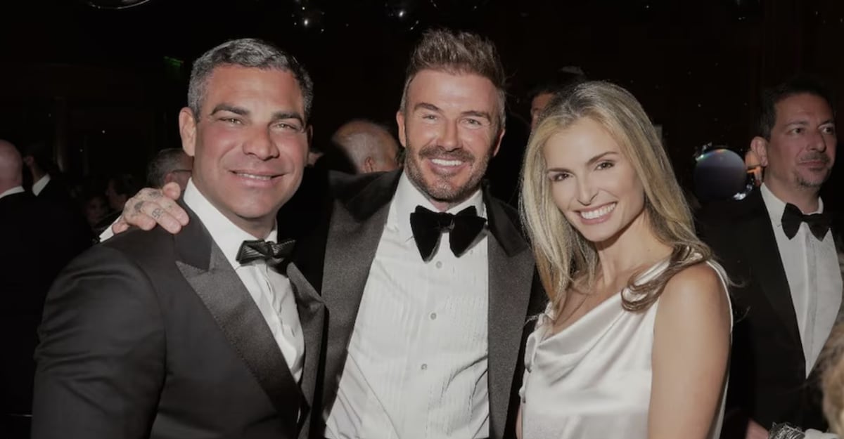 Beckham alongside Francis Suarez and his wife Gloria Fonts