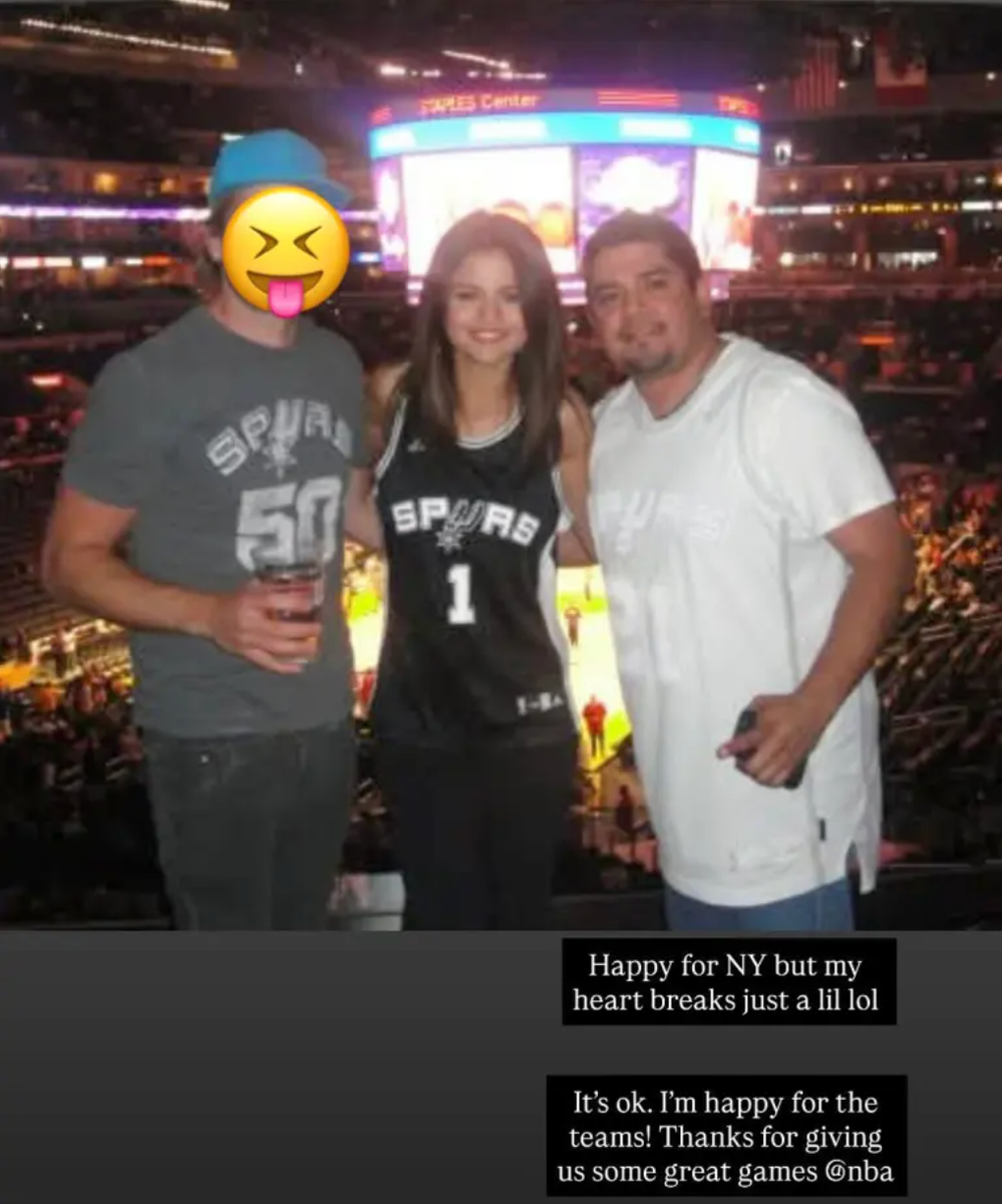 Selena has been supporting the Spurs 