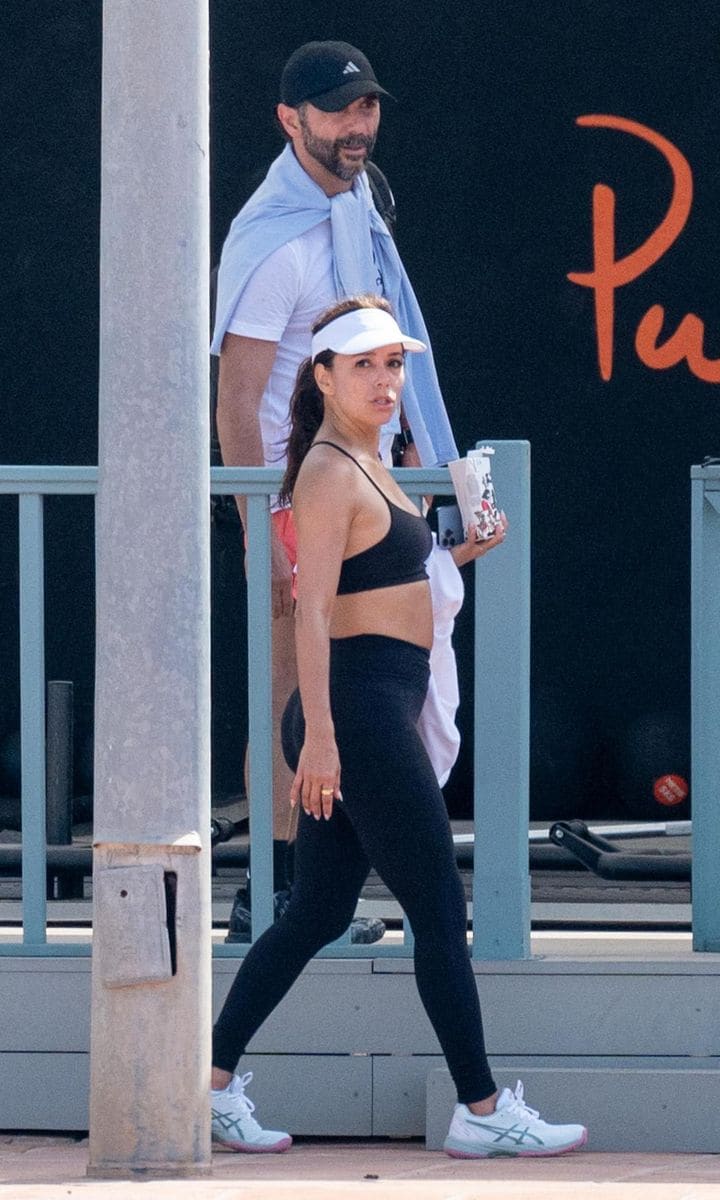 Eva Longoria, Pepe Bastón