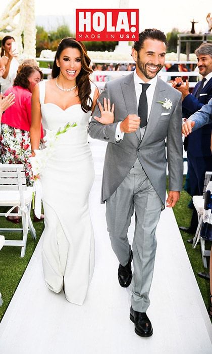 Eva and Pepe gave HOLA! USA the first exclusive photo of themselves as newlyweds.
<br>
Photo: Donna Newman