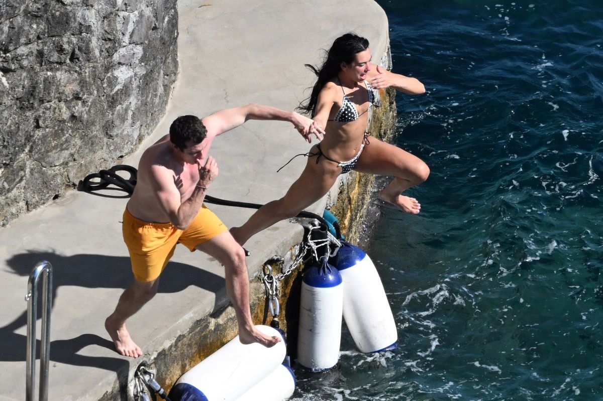  Dua Lipa and fiancé Callum Turner