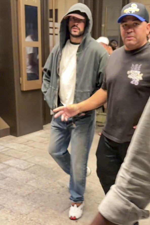 The couple appeared relaxed as they explored the city, putting recent breakup speculation to rest with their latest outing.