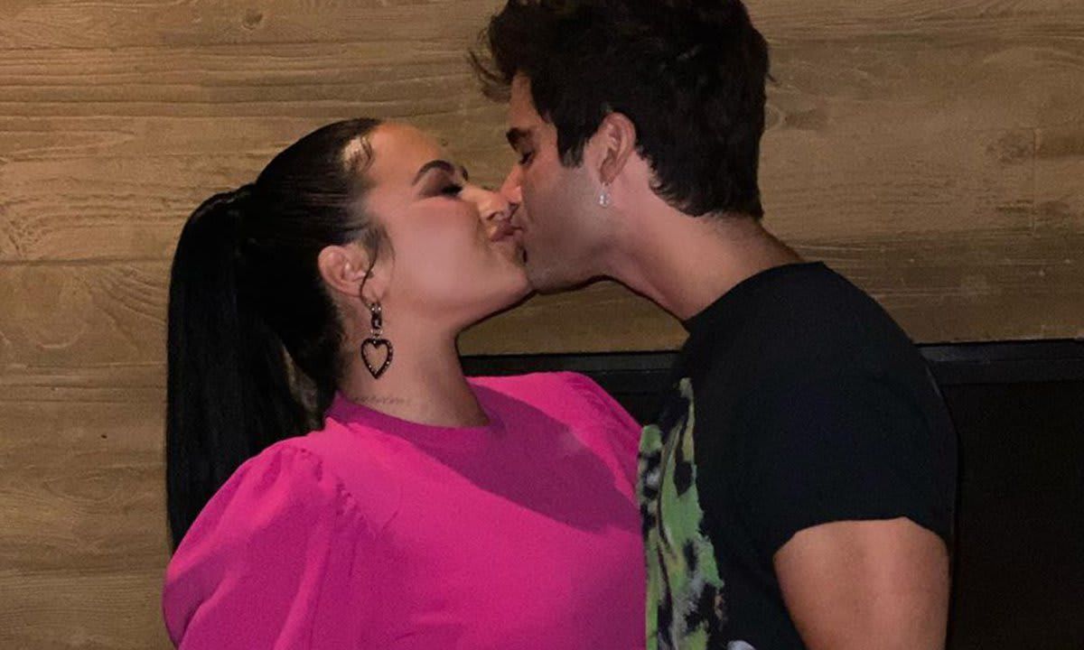 demi lovato boyfriend
