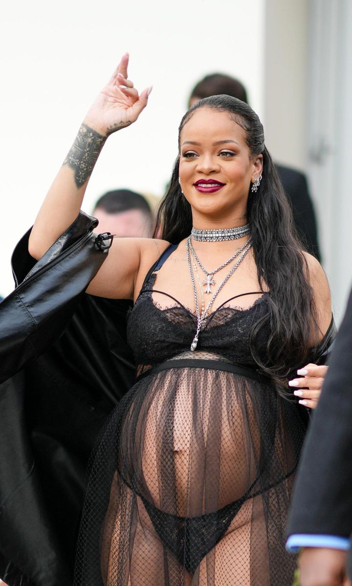Celebrity Sightings : Day Two - Paris Fashion Week - Womenswear F/W 2022-2023