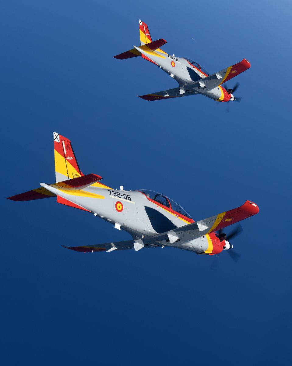 The two aircraft soar above the coast of La Manga del Mar Menor during the training exercise.